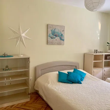 Modern With An Outdoor Jacuzzi Brodarica (Sibenik-Knin)