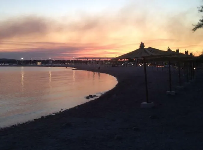 Modern With An Outdoor Jacuzzi